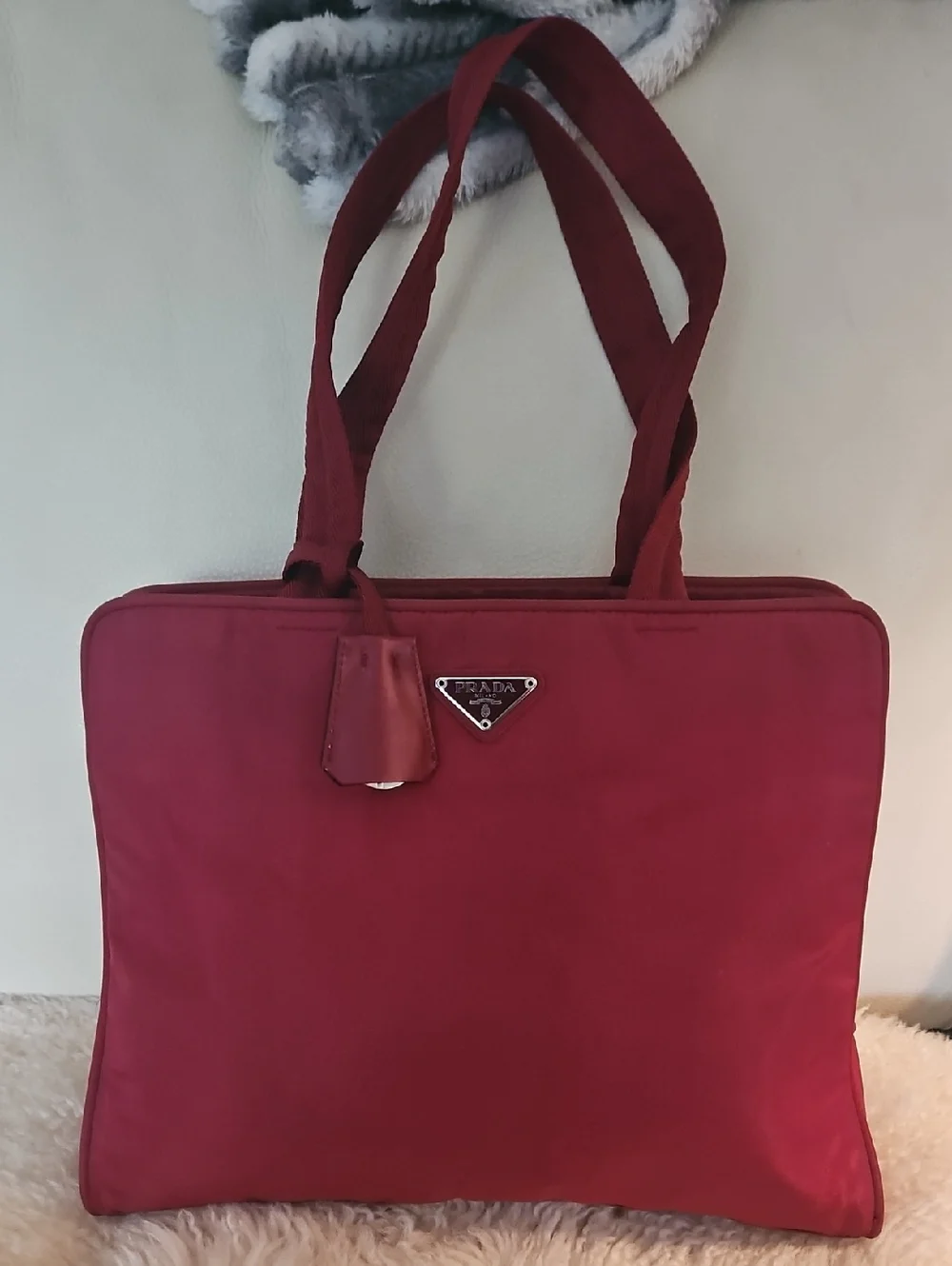 Vintage Tessuto Prada Red Tote Bag with Structured Design